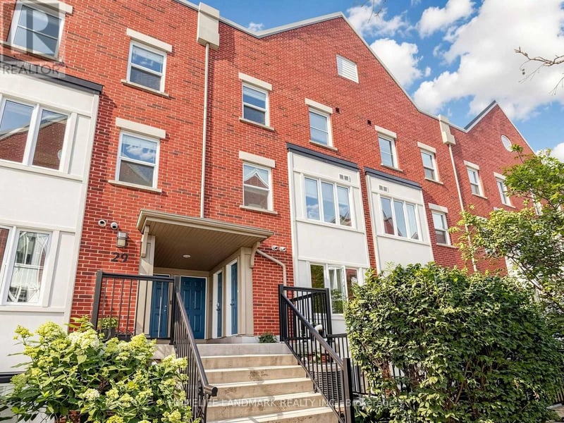 ##4 29 Frances Loring Lane, Toronto (South Riverdale), Ontario, M4M3E8, Toronto (South Riverdale), Ontario — photo 1 of 5