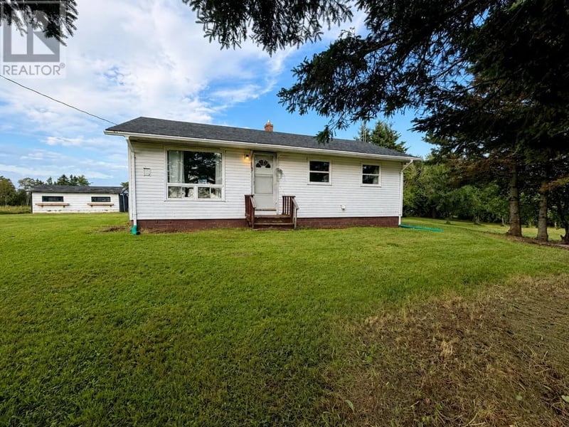 67 MacLellan Road, Grand River, Prince Edward Island, C0B1Y0, Grand River, Prince Edward Island — photo 1 of 5