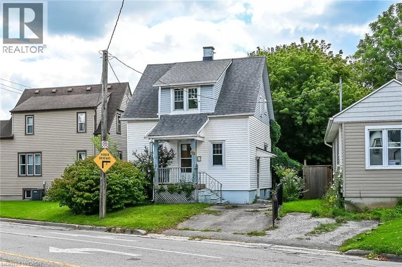232 CEDAR Street, Simcoe, Ontario, N3Y2H7, Simcoe, Ontario — photo 1 of 5