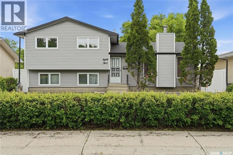83 FUHRMANN CRESCENT, Regina, Saskatchewan, S4R5S4, Regina, Saskatchewan — photo 1 of 5