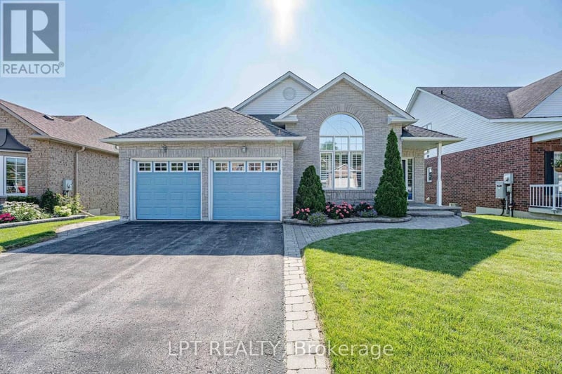 219 Waterbury Crescent, Scugog (Port Perry), Ontario, L9L1S5, Scugog (Port Perry), Ontario — photo 1 of 5