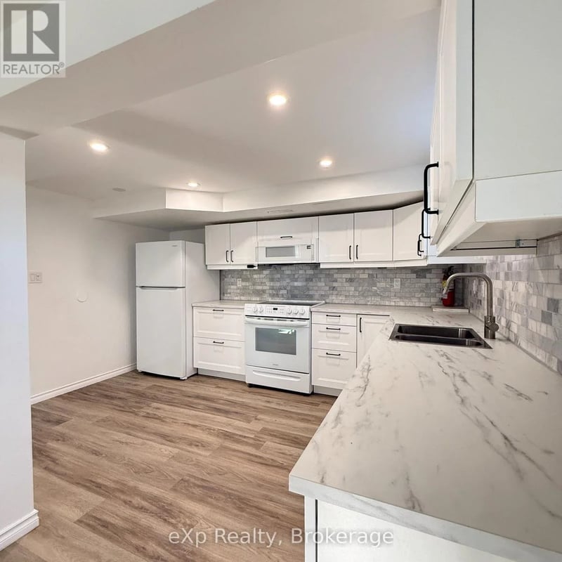 16 Orchard View Drive, Quinte West (Trenton Ward), Ontario, K8V5M8, Quinte West (Trenton Ward), Ontario — photo 1 of 5