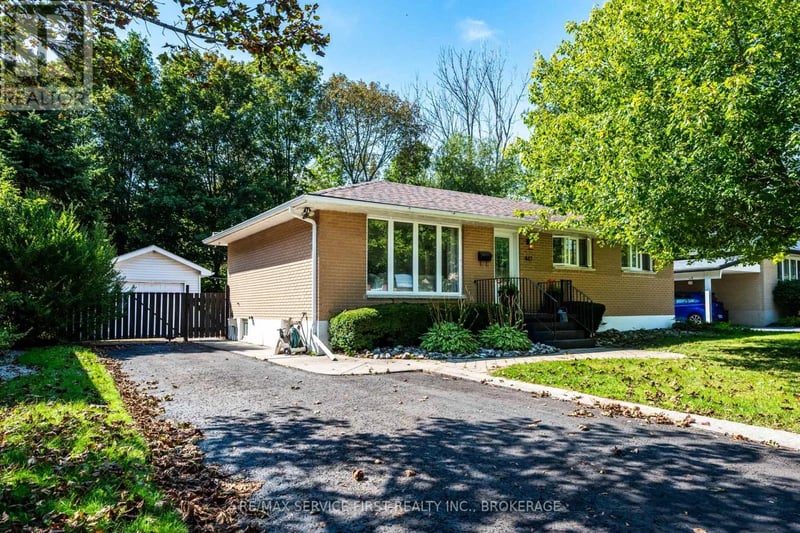 447 McEwen Drive, Kingston (City SouthWest), Ontario, K7M3W6, Kingston (City SouthWest), Ontario — photo 1 of 5