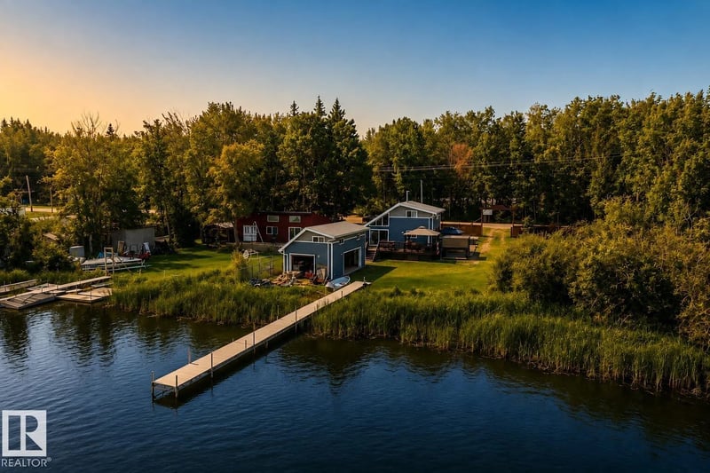 264 Beach AV, Rural Barrhead County, Alberta, T0E1V0, Rural Barrhead County, Alberta — photo 1 of 5