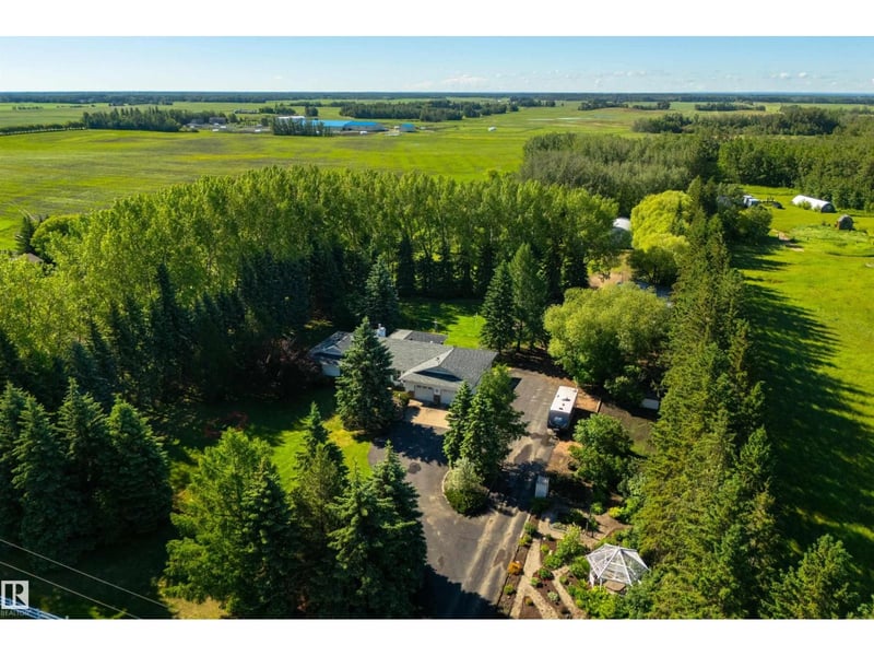 27113 TWP ROAD 522, Rural Parkland County, Alberta, T7X3A8, Rural Parkland County, Alberta — photo 1 of 5