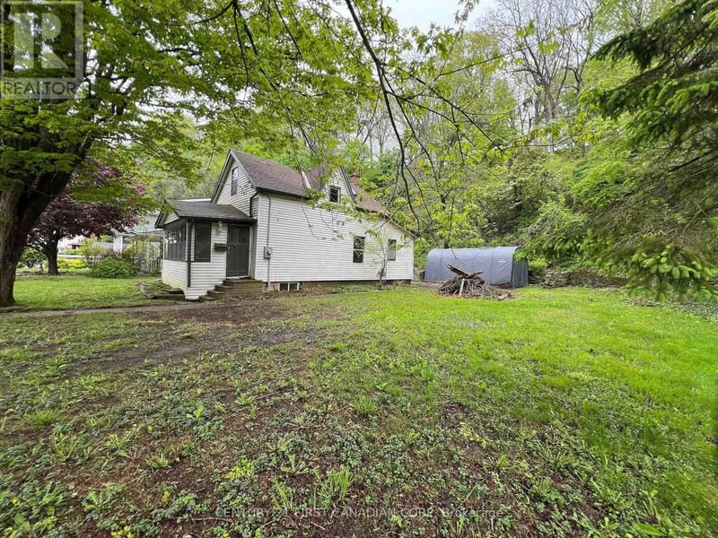 205 Orchard Street, Central Elgin (Port Stanley), Ontario, N5L1C4, Central Elgin (Port Stanley), Ontario — photo 1 of 5