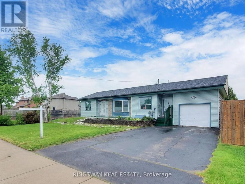 556 Barton Street East, Hamilton (Stoney Creek), Ontario, L8E5N3, Hamilton (Stoney Creek), Ontario — photo 1 of 5