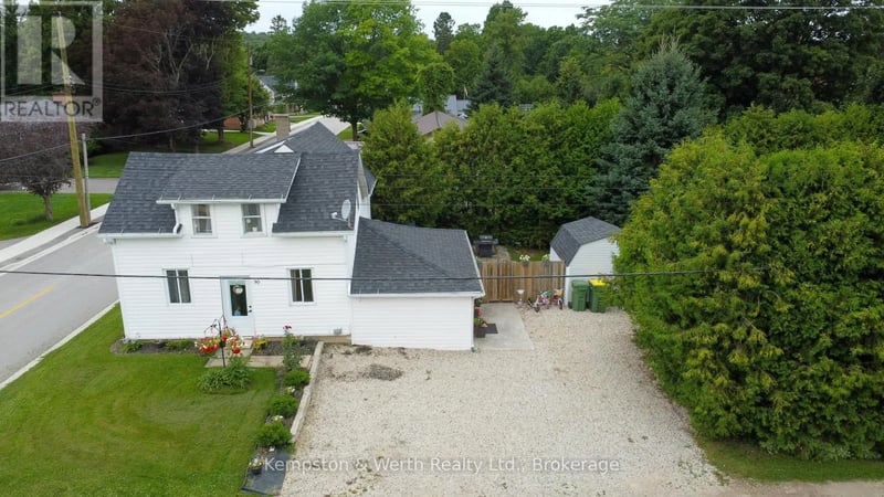 30 Campbell St Street, Grey Highlands, Ontario, N0C1E0, Grey Highlands, Ontario — photo 1 of 5
