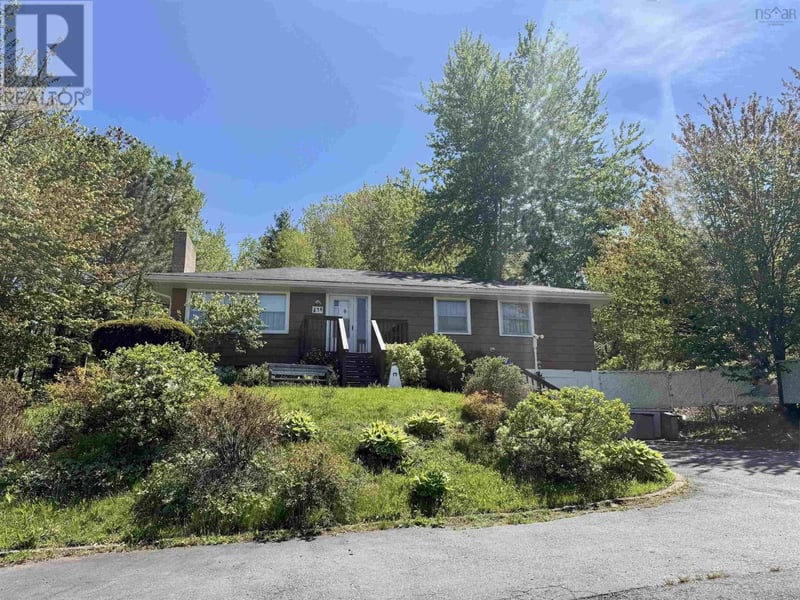 674 Hammonds Plains Road, Bedford, Nova Scotia, B4B1A7, Bedford, Nova Scotia — photo 1 of 5