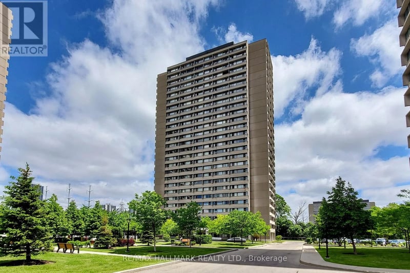 #1401 725 Don Mills Road, Toronto (Flemingdon Park), Ontario, M3C1S7, Toronto (Flemingdon Park), Ontario — photo 1 of 5