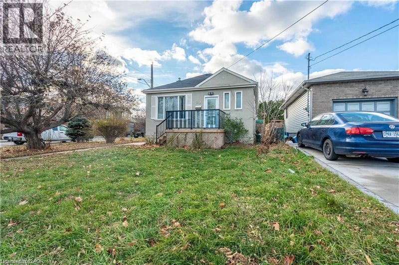 #LOWER 204 GLOW Avenue, Hamilton, Ontario, L8H3W5, Hamilton, Ontario — photo 1 of 5