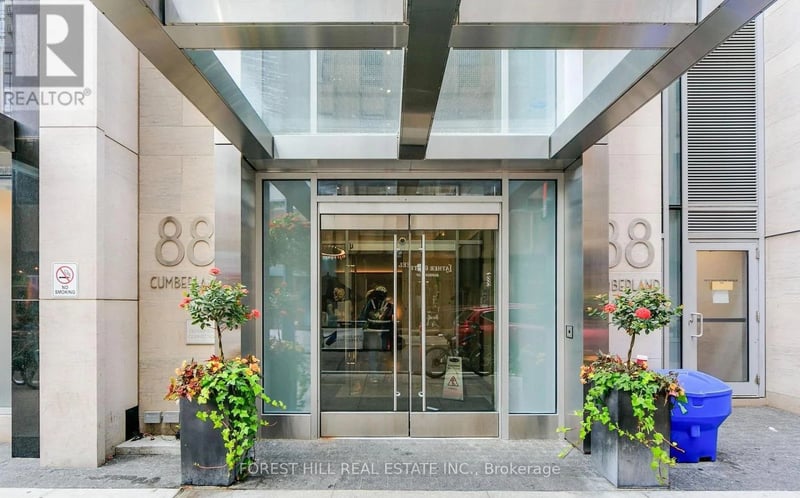 #1802 88 Cumberland Avenue, Toronto (Annex), Ontario, M5R1A3, Toronto (Annex), Ontario — photo 1 of 5