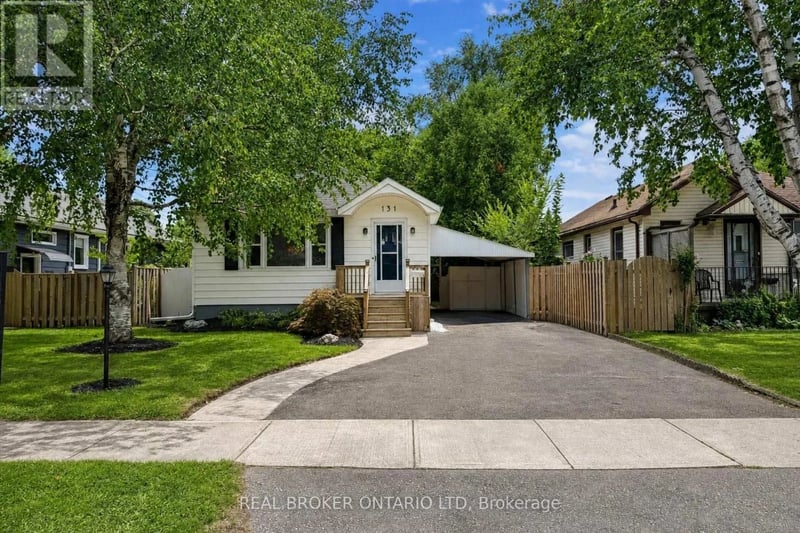 131 Bond Street, London South (South H), Ontario, N6C1W6, London South (South H), Ontario — photo 1 of 5