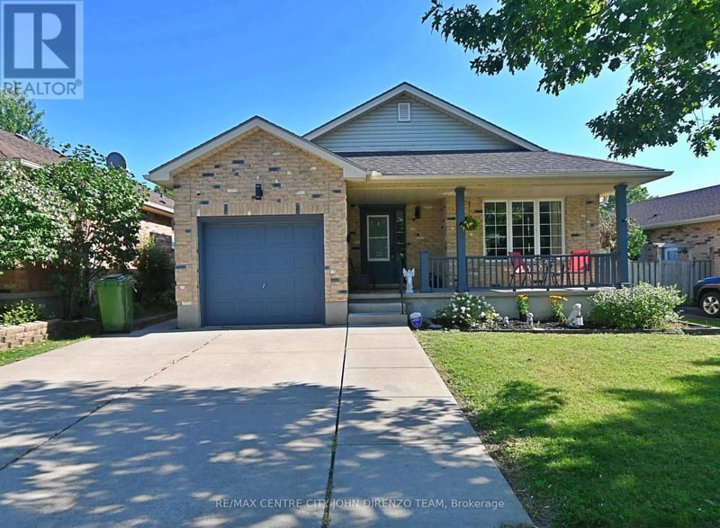 72 Axford Parkway, St. Thomas, Ontario, N5R6E7, St. Thomas, Ontario — photo 1 of 5