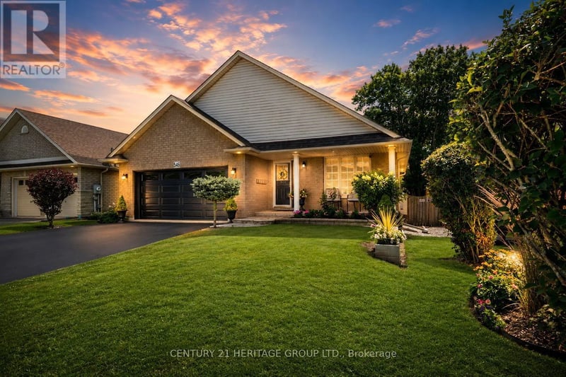 546 Jerseyville Road West, Hamilton (Ancaster), Ontario, L9G3L5, Hamilton (Ancaster), Ontario — photo 1 of 5