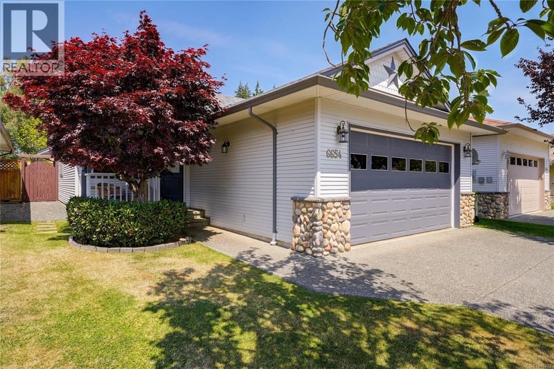 6654 Acreman Place, Sooke, British Columbia, V9Z0V9, Sooke, British Columbia — photo 1 of 5