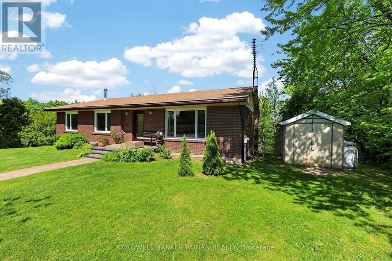 6976 2nd Line, New Tecumseth, Ontario, L0G1W0, New Tecumseth, Ontario — photo 1 of 5