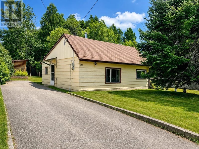 718 Winters Street North, North Bay (Central), Ontario, P1B1S7, North Bay (Central), Ontario — photo 1 of 5