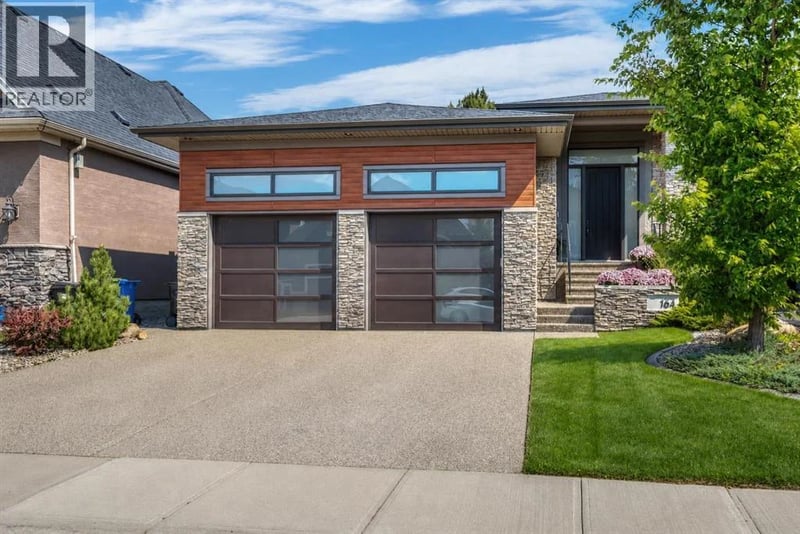 164 Cranbrook Drive Southeast, Calgary, Alberta, T3M2S7, Calgary, Alberta — photo 1 of 5