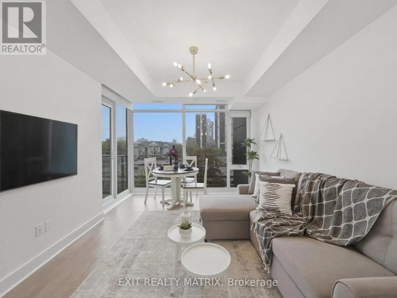 #513 255 Bay Street, Ottawa, Ontario, K1R0C5, Ottawa, Ontario — photo 1 of 5