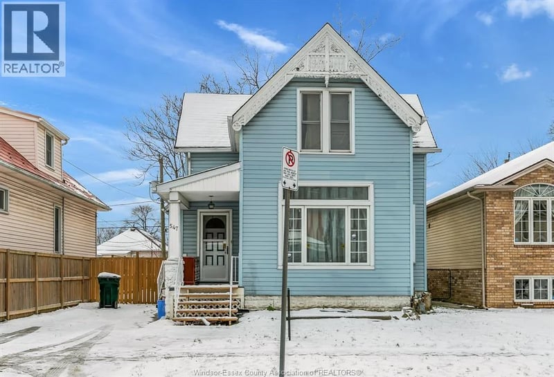 547 OAK, Windsor, Ontario, N9A5E7, Windsor, Ontario — photo 1 of 5