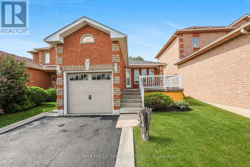 436 Simcoe Road, Bradford West Gwillimbury (Bradford), Ontario, L3Z3A1, Bradford West Gwillimbury (Bradford), Ontario — photo 1 of 5