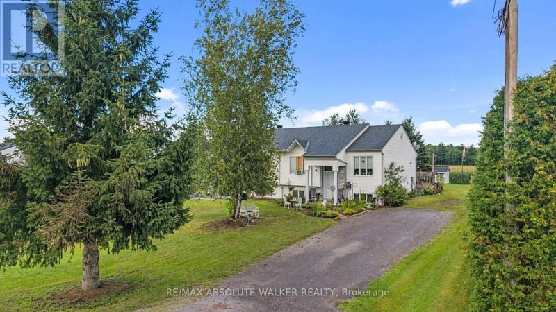 535B Devista Boulevard, Alfred and Plantagenet, Ontario, K0B1A0, Alfred and Plantagenet, Ontario — photo 1 of 5