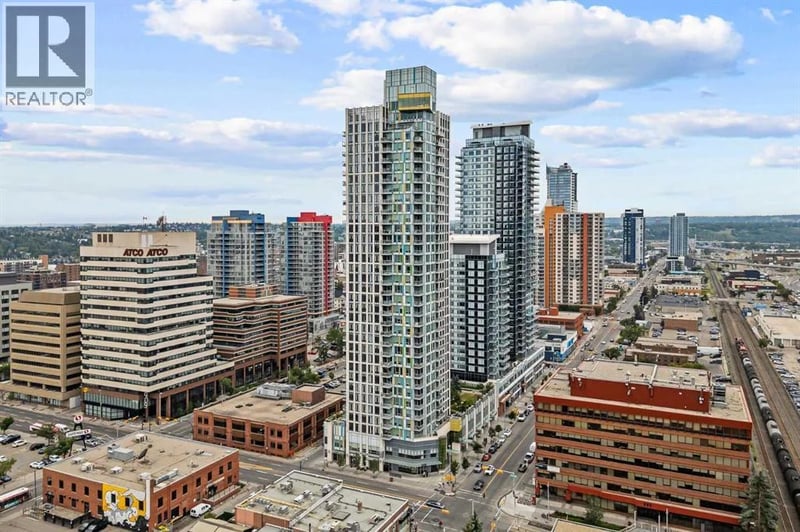 901 10 Avenue Southwest, Calgary, Alberta, T2r0B5, Calgary, Alberta — photo 1 of 5