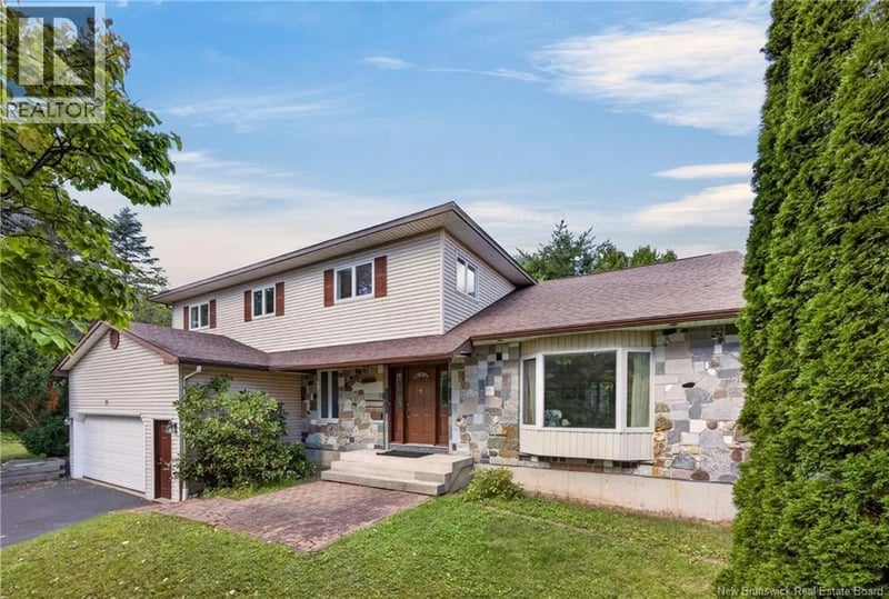 11 Baxter Court, Fredericton, New Brunswick, E3B6M2, Fredericton, New Brunswick — photo 1 of 5