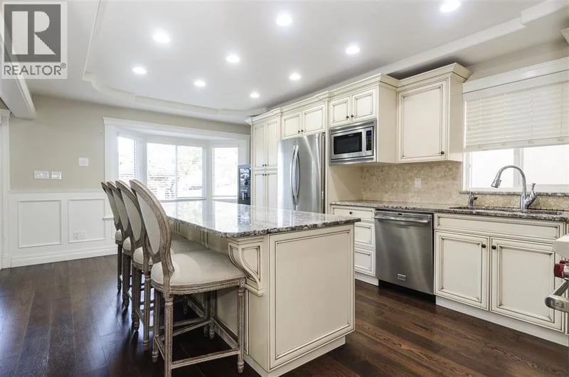 183 HOWARD Avenue, Burnaby, British Columbia, V5B1J6, Burnaby, British Columbia — photo 1 of 5