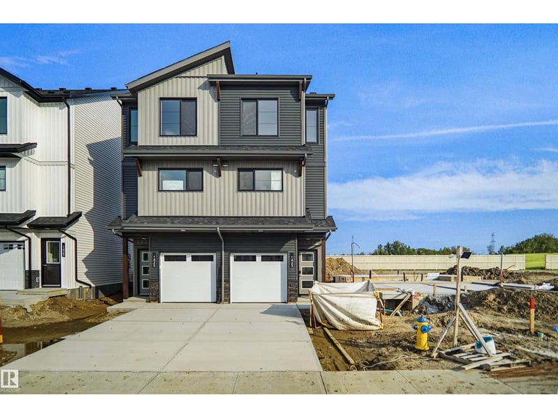 1423 9 ST NW, Edmonton, Alberta, T6T2N8, Edmonton, Alberta — photo 1 of 5