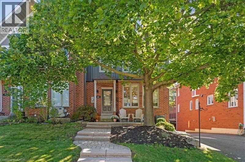 44 SUNVALE Place, Stoney Creek, Ontario, L8E4Z7, Stoney Creek, Ontario — photo 1 of 5