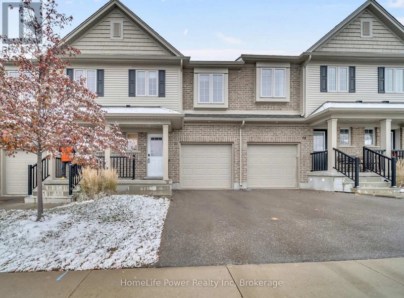 #13 50 Pinnacle Drive, Kitchener, Ontario, N2P0H8, Kitchener, Ontario — photo 1 of 5