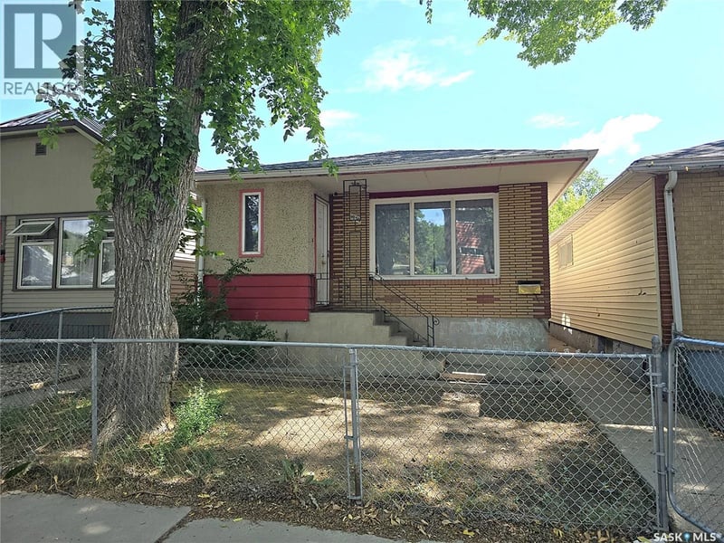 1939 Quebec STREET, Regina, Saskatchewan, S4P1J8, Regina, Saskatchewan — photo 1 of 5
