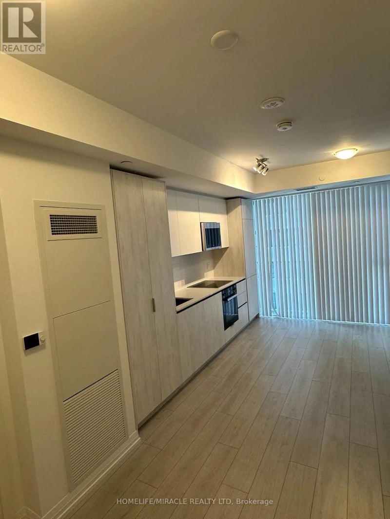 #2302 400 King Street, Toronto (Waterfront Communities), Ontario, M5V1K2, Toronto (Waterfront Communities), Ontario — photo 1 of 5