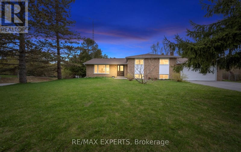 12 Simon Drive, Adjala-Tosorontio (Loretto), Ontario, L0G1L0, Adjala-Tosorontio (Loretto), Ontario — photo 1 of 5
