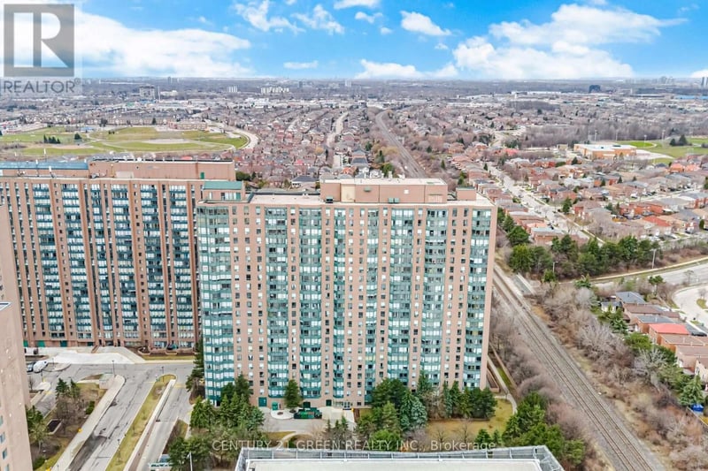 #203 135 Hillcrest Avenue, Mississauga (Cooksville), Ontario, L5B4B1, Mississauga (Cooksville), Ontario — photo 1 of 5