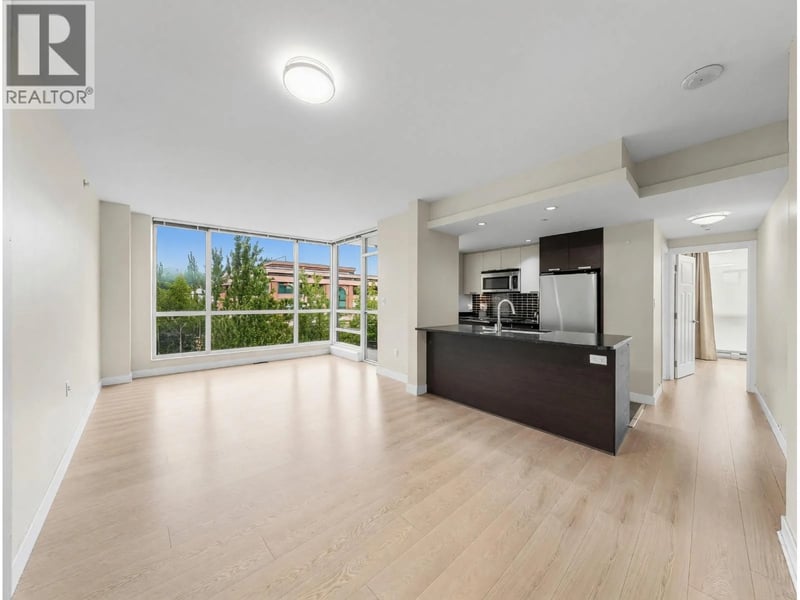 #605 2968 GLEN DR., Coquitlam, British Columbia, V3B0C4, Coquitlam, British Columbia — photo 1 of 5