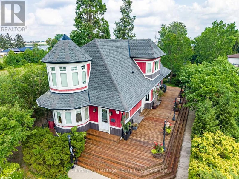 134 Albany Street, Fort Erie (Lakeshore), Ontario, L2A1L6, Fort Erie (Lakeshore), Ontario — photo 1 of 5