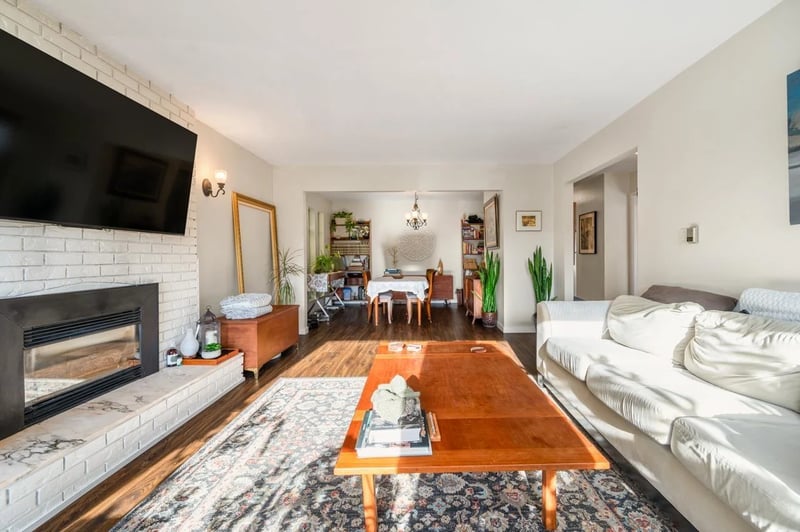 13257 14A Avenue, Surrey, British Columbia, V4A1J2, Surrey, British Columbia — photo 1 of 5