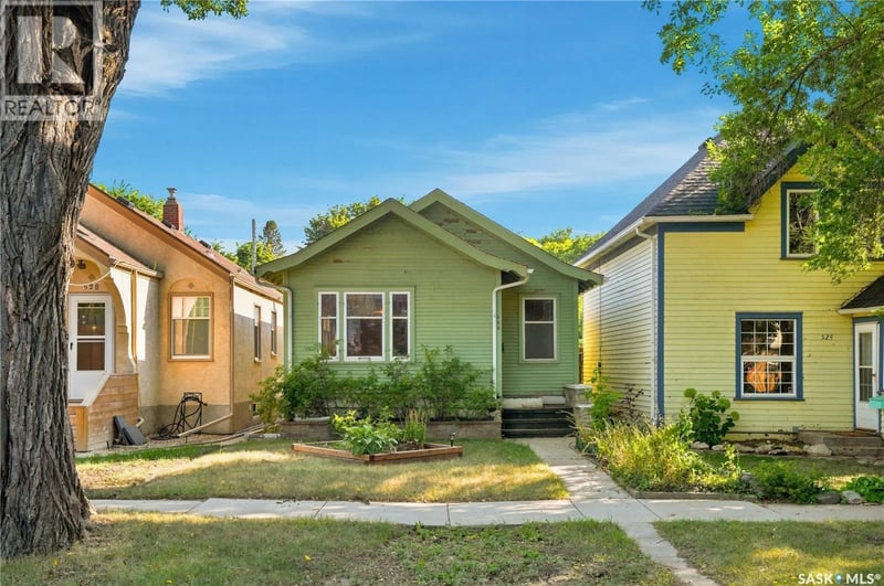 526 7th STREET E, Saskatoon, Saskatchewan, S7H0X7, Saskatoon, Saskatchewan — photo 1 of 5