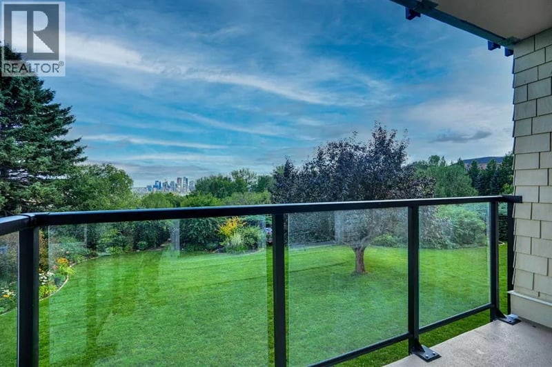 520 Cedar Crescent Southwest, Calgary, Alberta, T3C2Y8, Calgary, Alberta — photo 1 of 5
