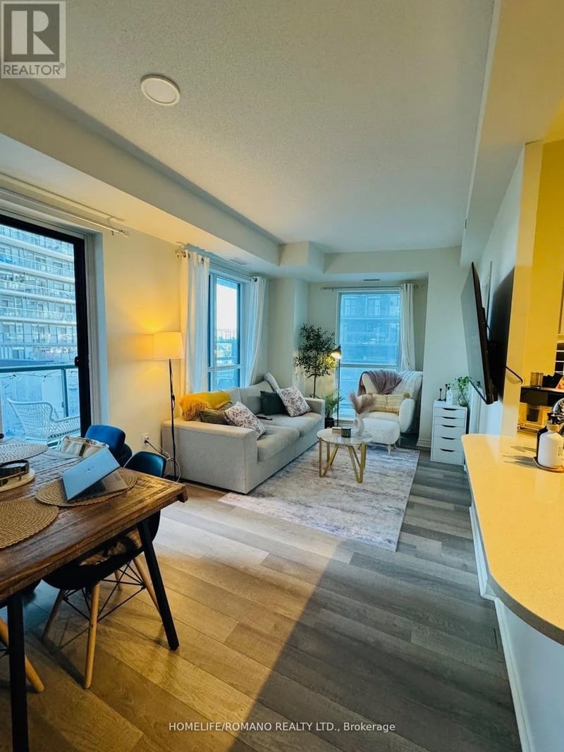 #605 39 Annie Craig Drive, Toronto (Mimico), Ontario, M8V0H1, Toronto (Mimico), Ontario — photo 1 of 5