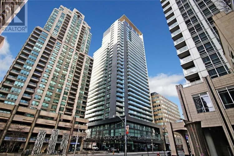 #1909 770 Bay Street, Toronto (Bay Street Corridor), Ontario, M5G0A6, Toronto (Bay Street Corridor), Ontario — photo 1 of 5