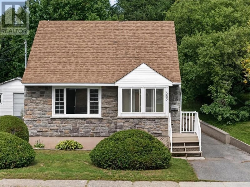 552 Pine Street, Sudbury, Ontario, P3C1Y6, Sudbury, Ontario — photo 1 of 5