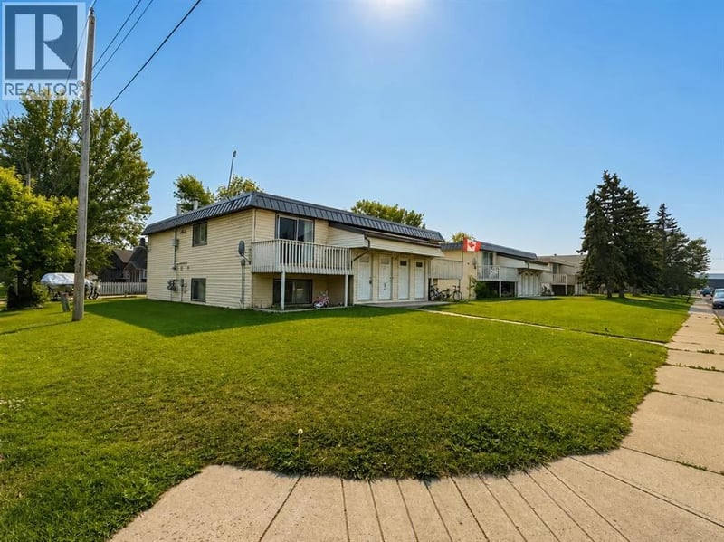 8014805 52 Street, Olds, Alberta, T4H1G2, Olds, Alberta — photo 1 of 5