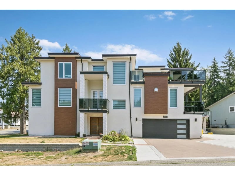 20754 48 Avenue, Langley, British Columbia, V3A3L8, Langley, British Columbia — photo 1 of 5