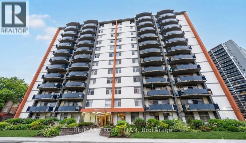 #B101 2255 Weston Road, Toronto (Weston), Ontario, M9N1Y5, Toronto (Weston), Ontario — photo 1 of 5