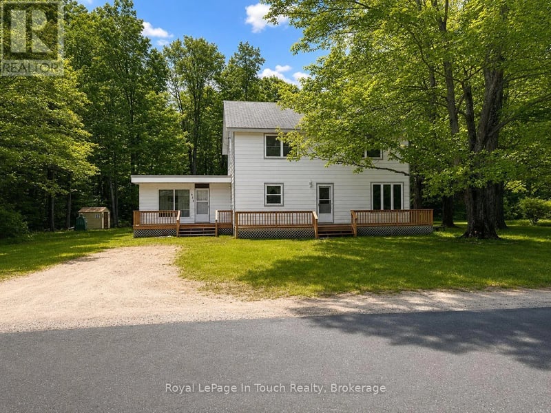 874 Cedar Point Road, Tiny, Ontario, L9M0K1, Tiny, Ontario — photo 1 of 5
