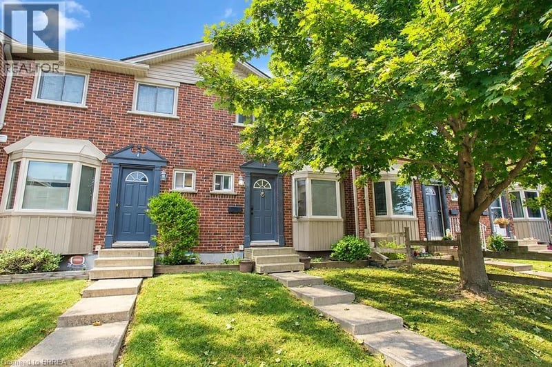 #F 151 BRANTWOOD PARK Road, Brantford, Ontario, N3P1X9, Brantford, Ontario — photo 1 of 5